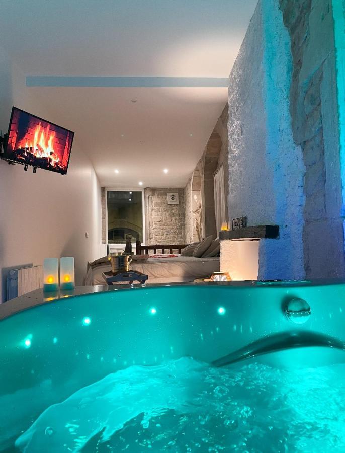 Appartement La Voute Doloise - & *