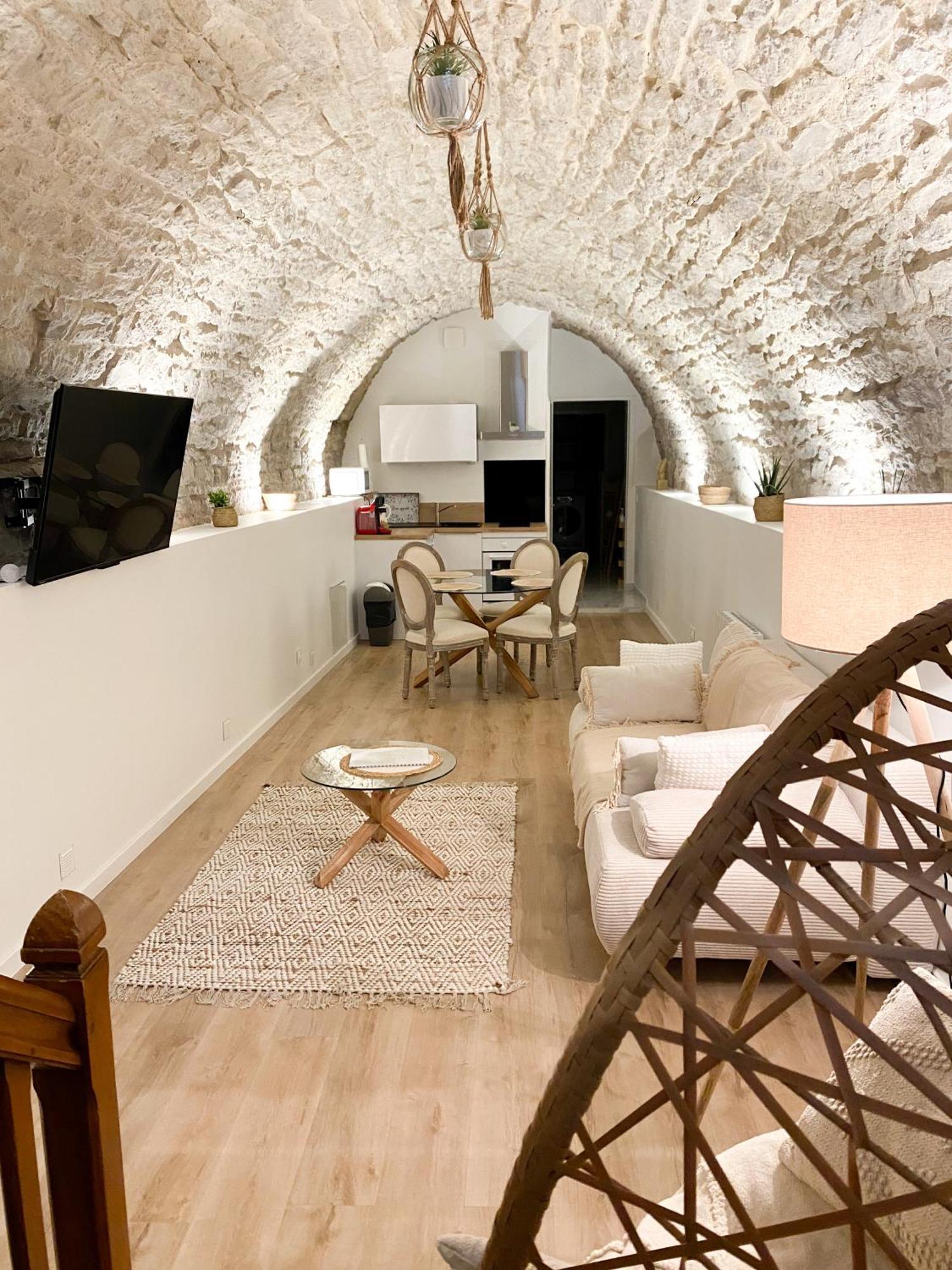 Appartement La Voute Doloise - & *